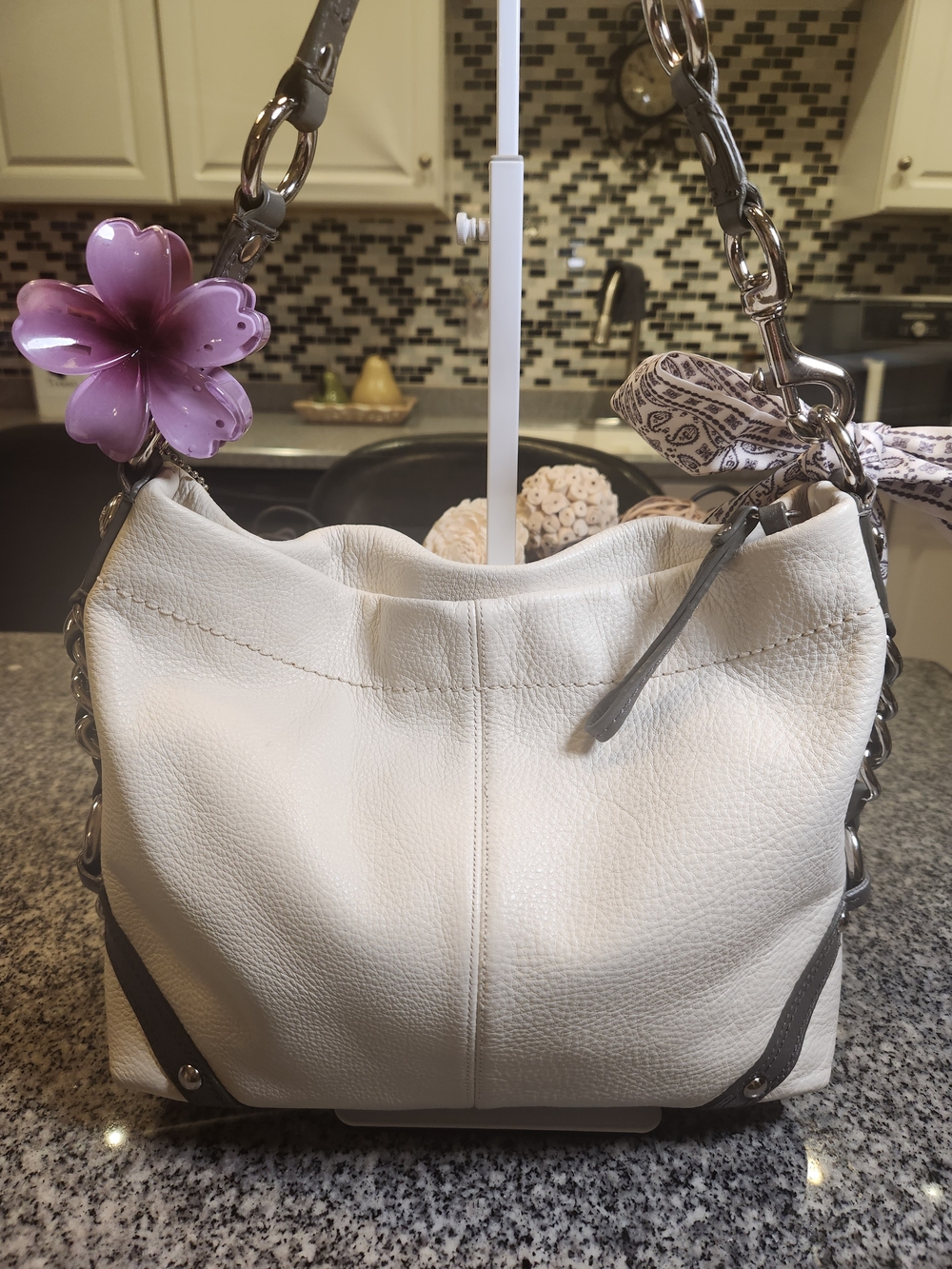 Coach Carly Hobo Bag - Picture 6 of 13